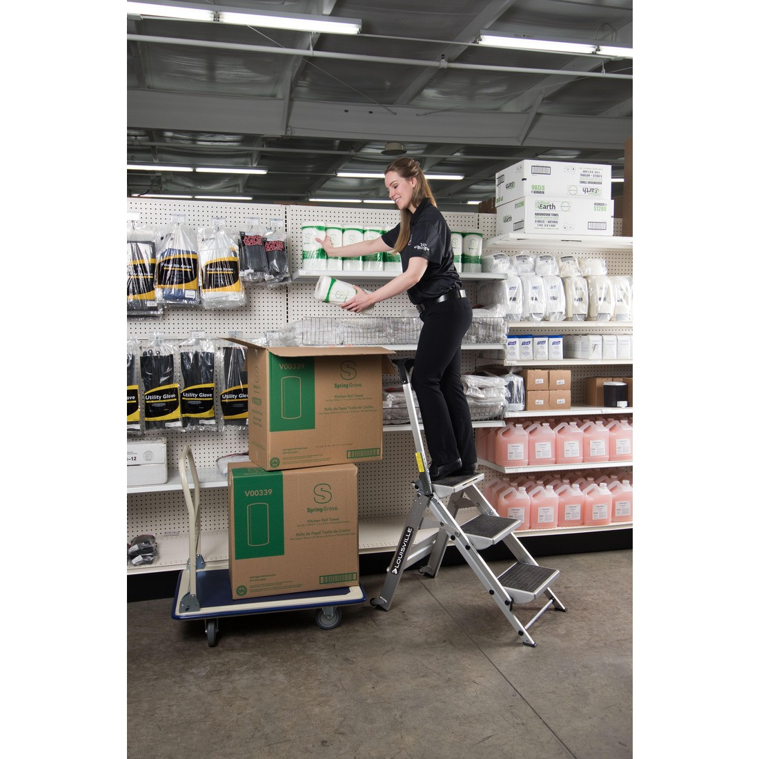 Louisville Ladder : Marchepied de stockage en aluminium L-2011 (300 lb)