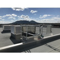 Garde-corps autoportants pour trappe d'accès au toit